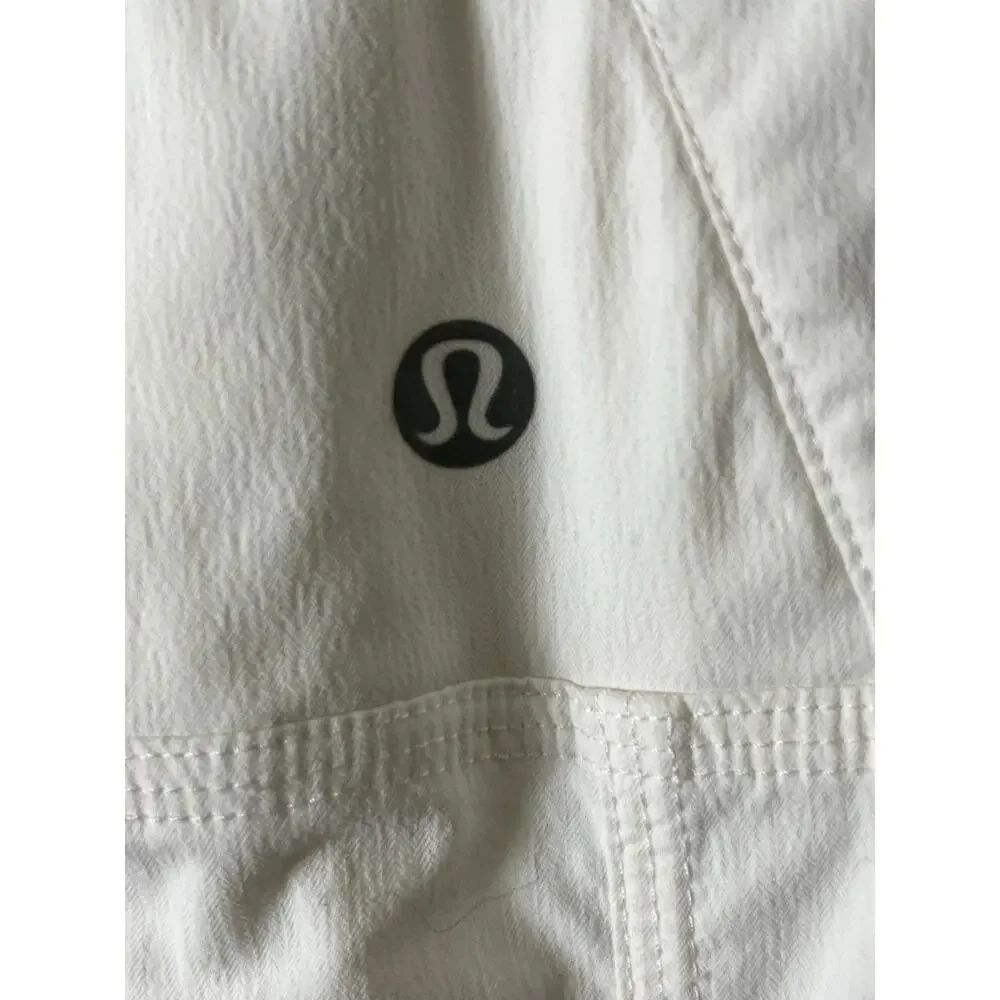 Lululemon Studio Pant II White Ruched Leg Women's Size 6 Relaxed
